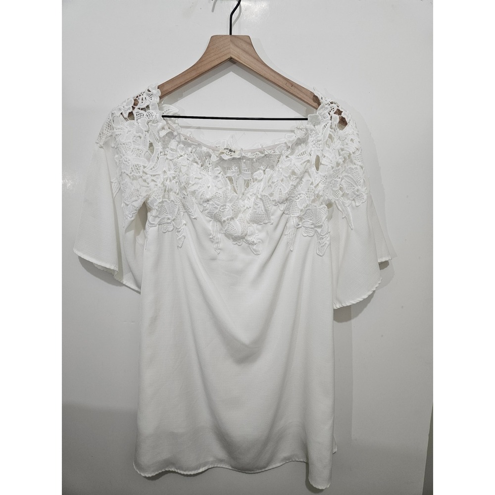Umgee USA White Crochet Lace Neckline Bell Sleeve Blouse Top A3883 Womens Medium